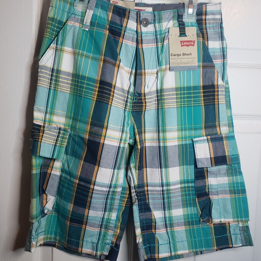 Boys NWT Levi Cargo Shorts Plaid